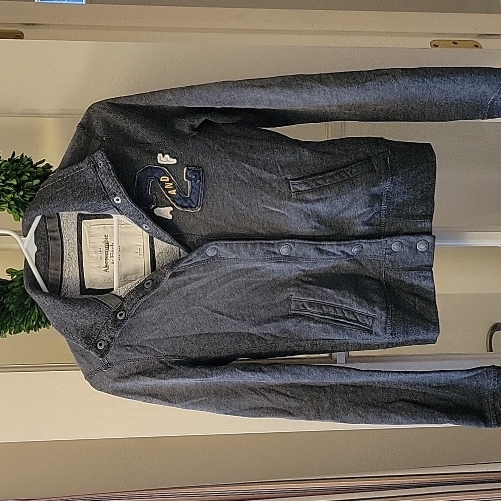 Gray Abercrombie Sweater